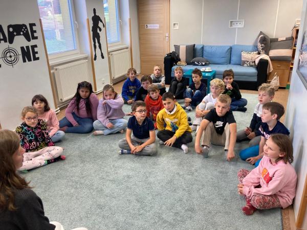 LEGÁČCI V KNIHOVNĚ