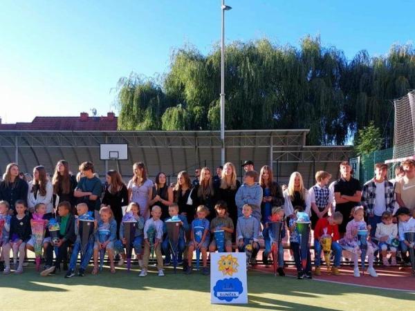 Slavnostní zahájení školního roku - 4.9. na hřišti SSZŠ